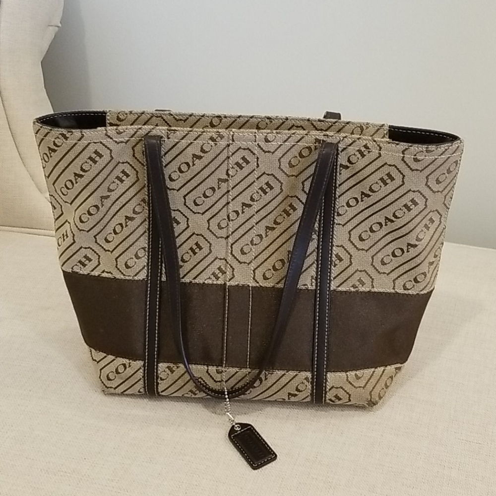 Coach brown purse - Picture 1 of 7